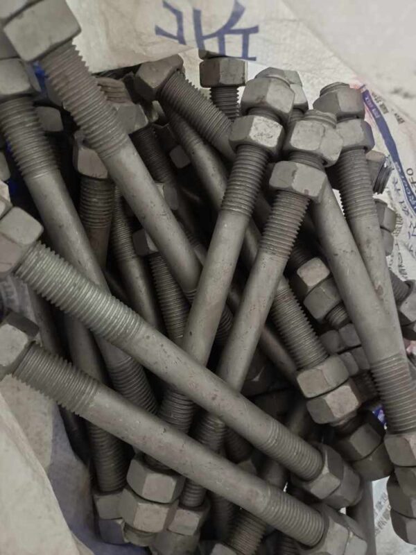 Galvanized Stud Bolts and Nuts